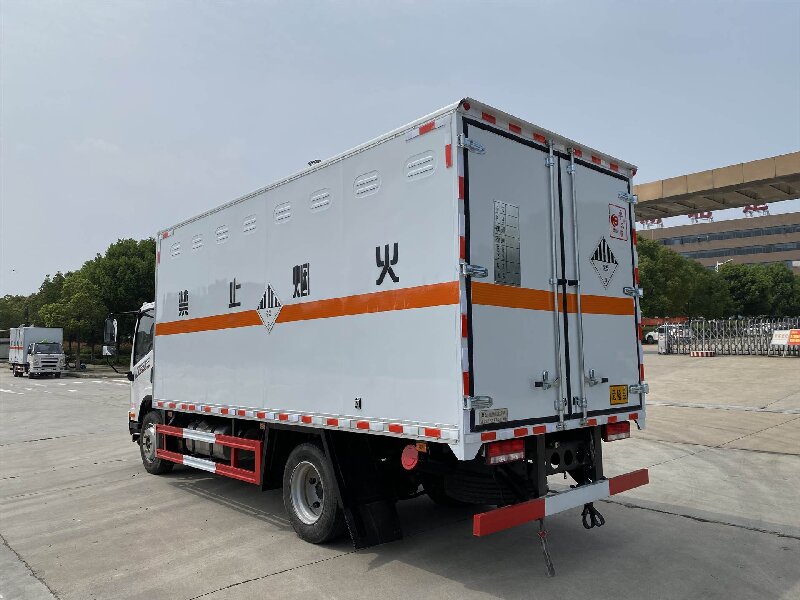 貴陽(yáng)到貴溪貨運(yùn)公司